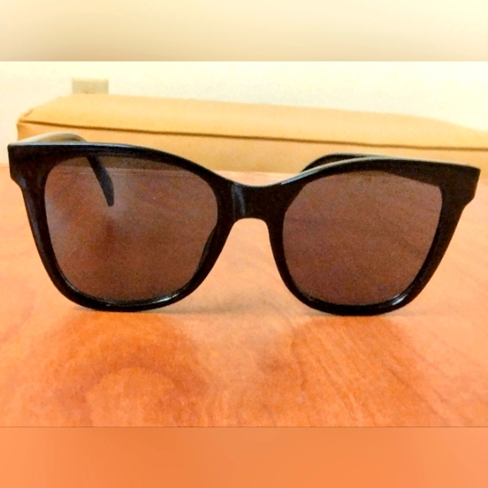 Stylish Black Sunglasses